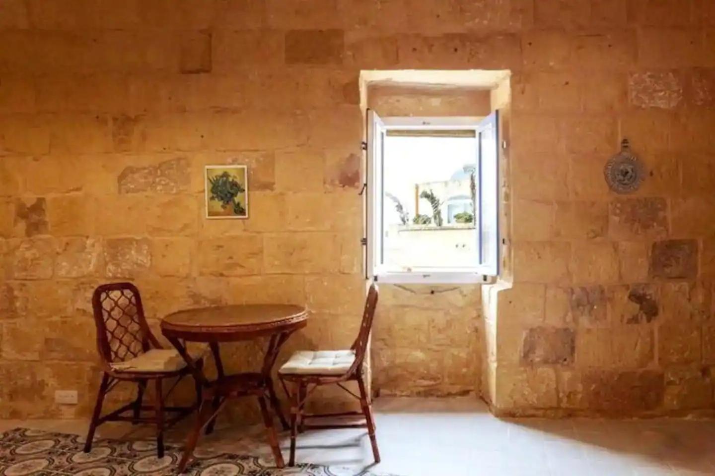 Historic Hideaways - 900 Year Old Converted Studios Вікторія Екстер'єр фото